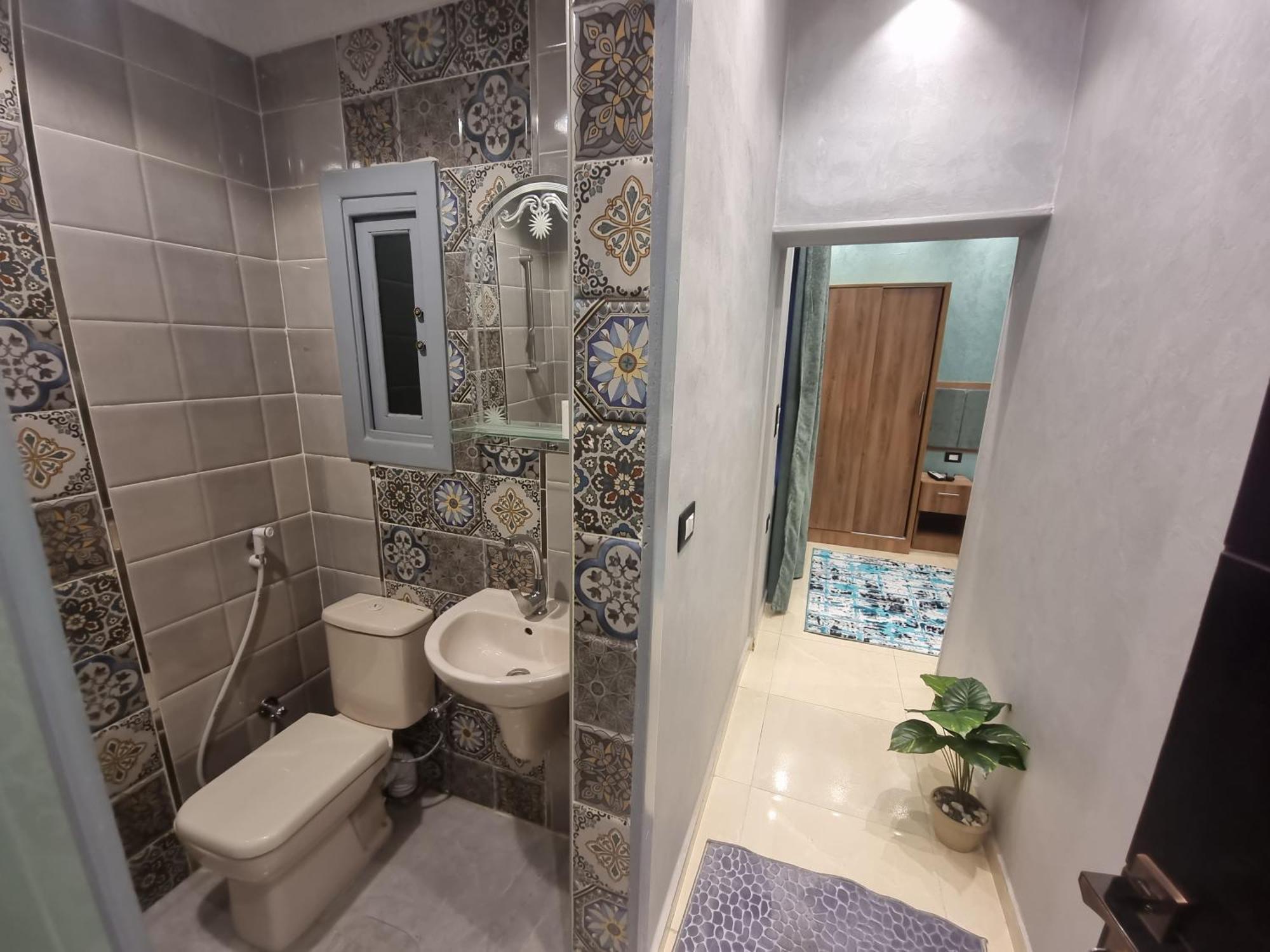 Hotel Alshawarbi Plaza 3*