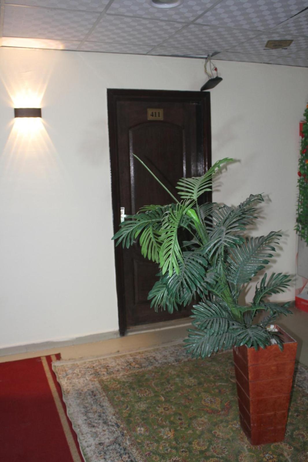 Alshawarbi Plaza Hotel 3*