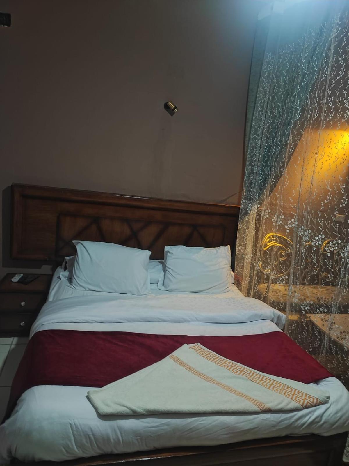 Alshawarbi Plaza Hotel